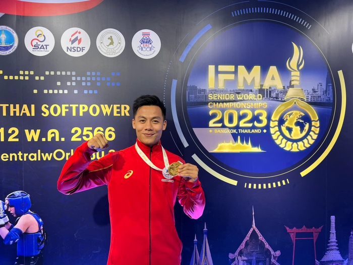 Anh Nguyễn Văn Yên giành huy chương vàng tại giải IFMA Senior World đăng cai bởi Liên đoàn Hiệp hội Muay Thái quốc tế