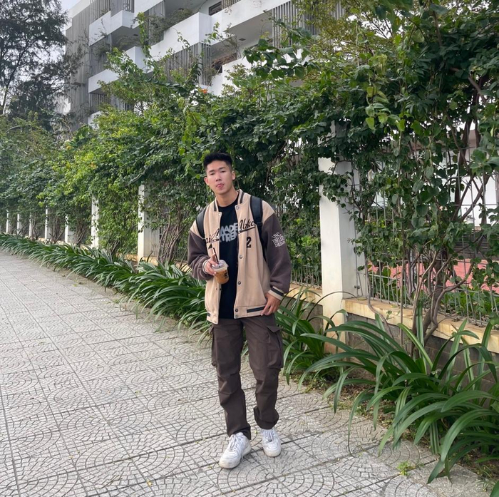  Zoom in gu thời trang đỉnh chóp của nam sinh ĐH FPT Đà Nẵng Ảnh 4