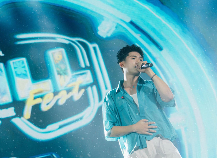 Grey D và LONA tại The Chill Fest Cần Thơ - ngày 17/06