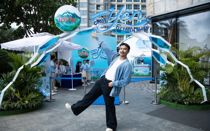 Loạt Celeb khám phá triển lãm đa giác quan độc nhất 'Trạm Dừng Chút Yên' giữa lòng thành phố Ảnh 2