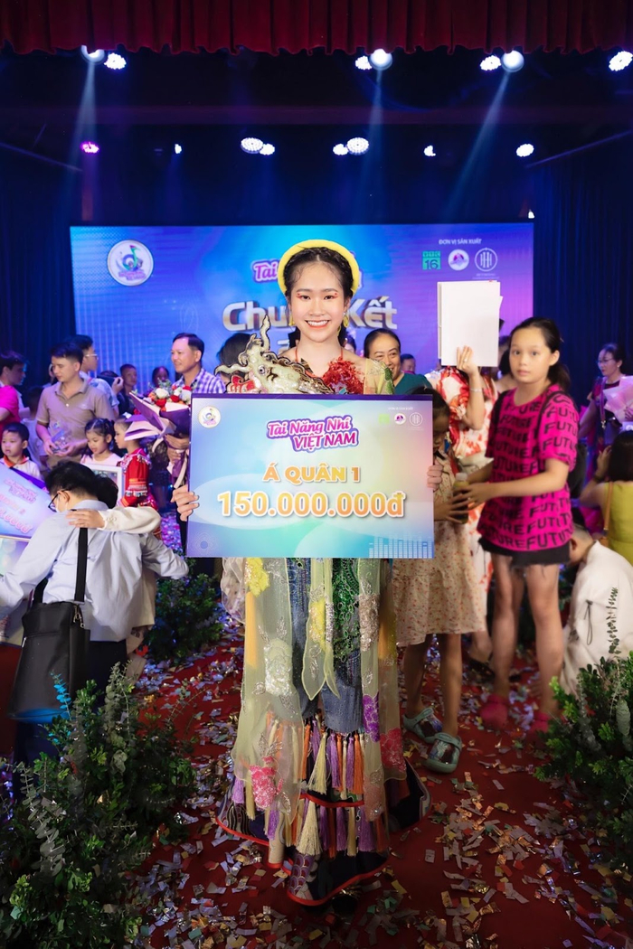  Tài năng nhí Đàm Thủy Tiên phát hành MV ca nhạc đầu tay siêu ấn tượng Ảnh 5
