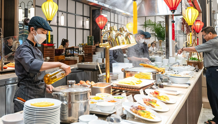 Nhà hàng khách sạn phục vụ ẩm thực cho du khách