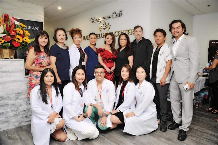 MC, diễn viên Đức Tiến cũng là người bạn đồng hành với hoa hậu Thanh Mai trong nhiều chuỗi sự kiện.