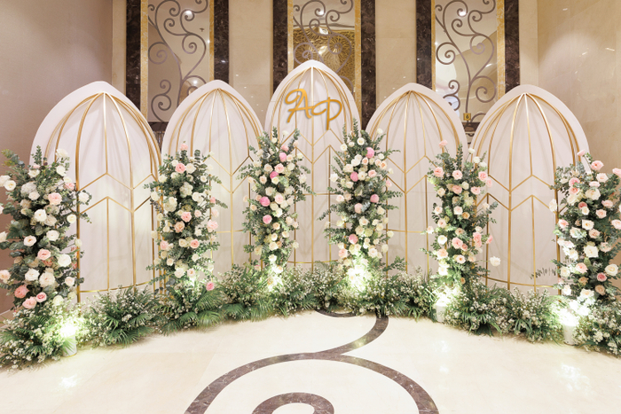 Asiana Plaza chu toàn trong mọi giai đoạn tư vấn, bố trí tiệc theo đúng nhu cầu của cặp đôi và gia đình.