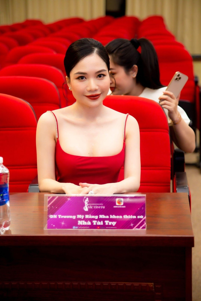 Sự tận tâm và chuyên nghiệp của Trương Mỹ Hằng