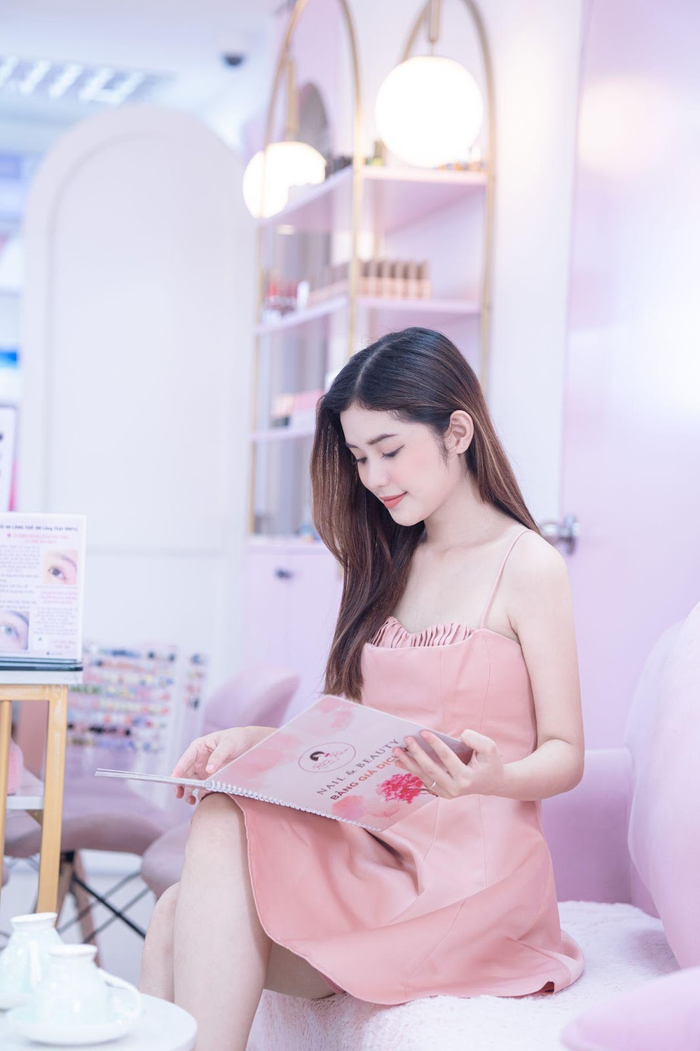 Phụ nữ sở hữu một vẻ ngoài rạng rỡ, tự tin là một lợi thế rất lớn