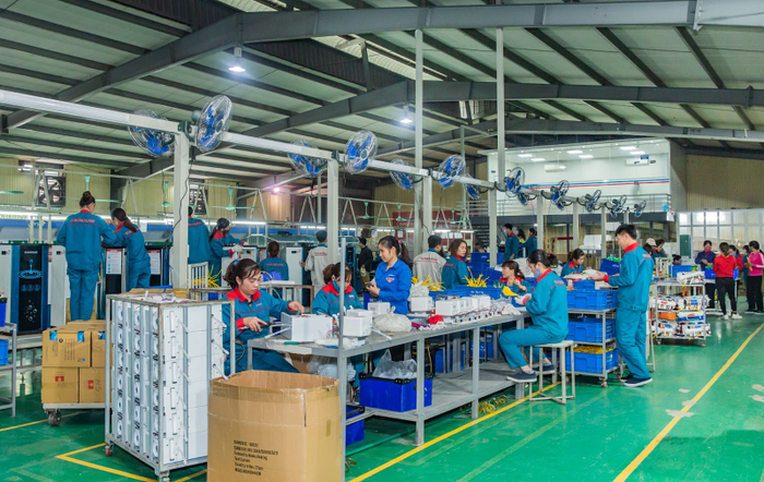 Dây chuyền sản xuất máy lọc nước RO của Sunhouse