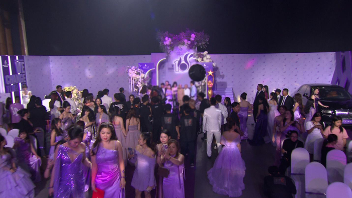 Mỹ phẩm Huyền Cò ra đời và phát triển đến ngày hôm nay - một thập kỷ, chính là kết quả tình yêu giữa Huyền Cò với mỹ phẩm, vì chị đã dành trọn tâm huyết và đam mê để gầy dựng thương hiệu Huyền Cò thành công như ngày hôm nay