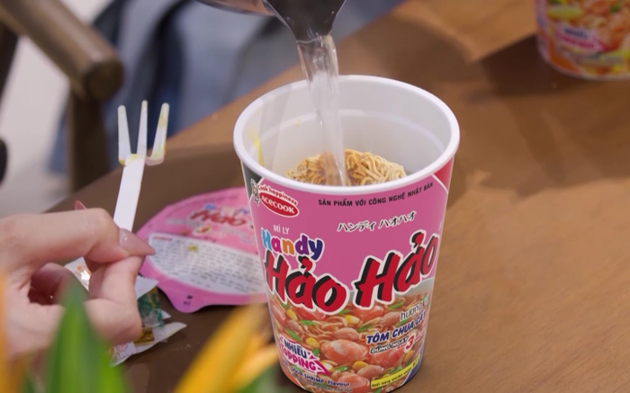 Chị em Yuna - Khánh Linh trở nên thân thiết tại Đảo Thiên Đường Ảnh 2