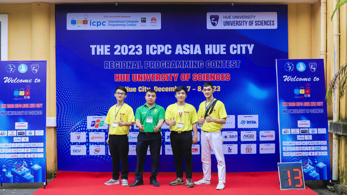 Nam sinh IT-er HUTECH đa nhiệm, tròn vai từ học thuật đến ngoại khóa Ảnh 2