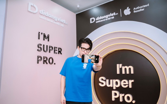 'Anh tài' Quốc Thiên chỉ chỗ trade-in iPhone 16 chỉ mất 5 phút Ảnh 2