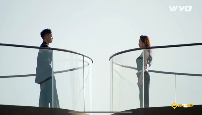 Thiết kế đặc biệt ý nghĩa của Cầu Hôn tạo ra khoảnh khắc tình yêu vô cùng lãng mạn.