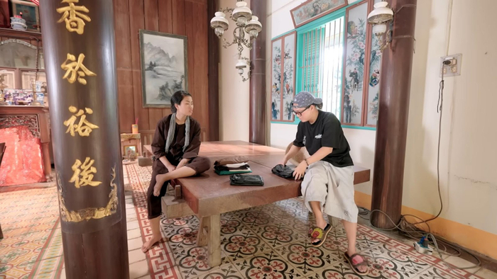 Một Phạm Thoại rất khác sau ống kính máy quay