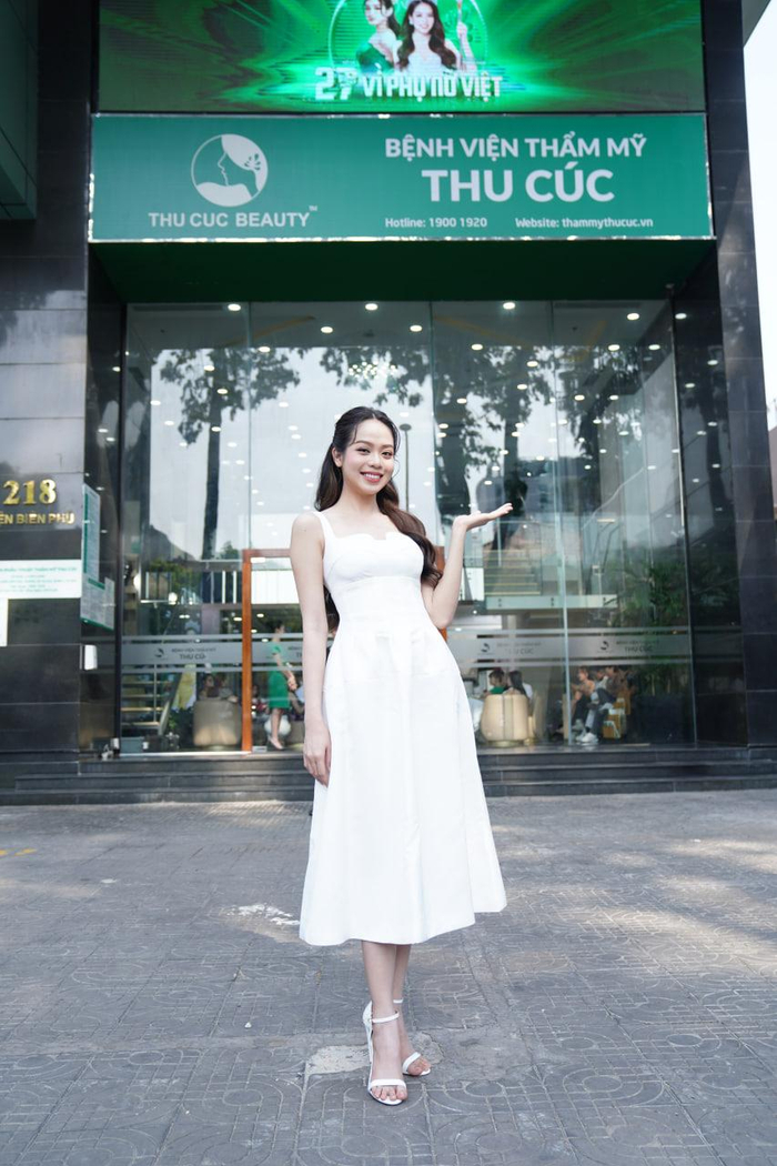 Hoa hậu đến tư vấn tại Bệnh viện thẩm mỹ Thu Cúc