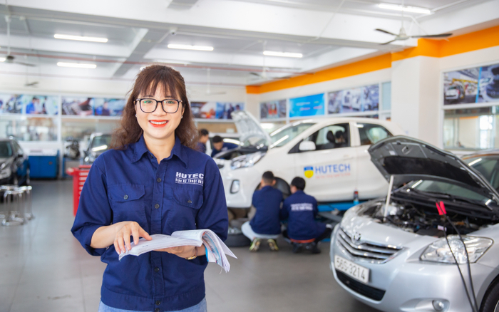 Chọn Công nghệ kỹ thuật ô tô, trải nghiệm làm kỹ sư ngay trên giảng đường Ảnh 2