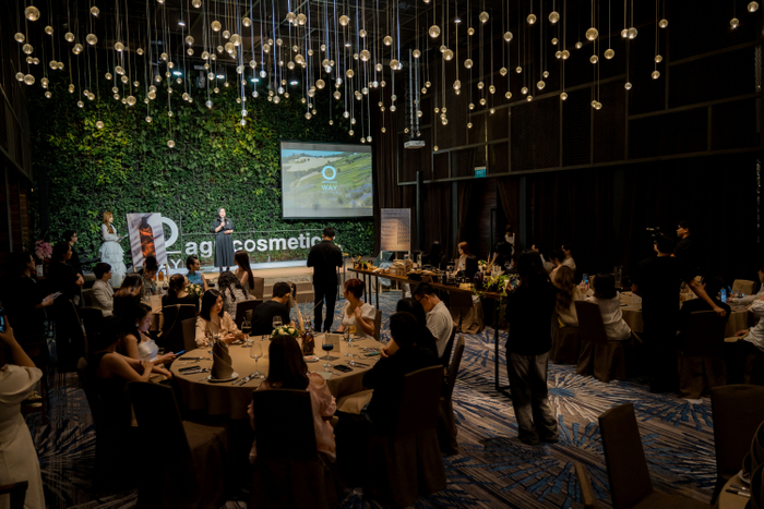 Một buổi tiệc đầy ấm cúng được tổ chức tại Gem Center