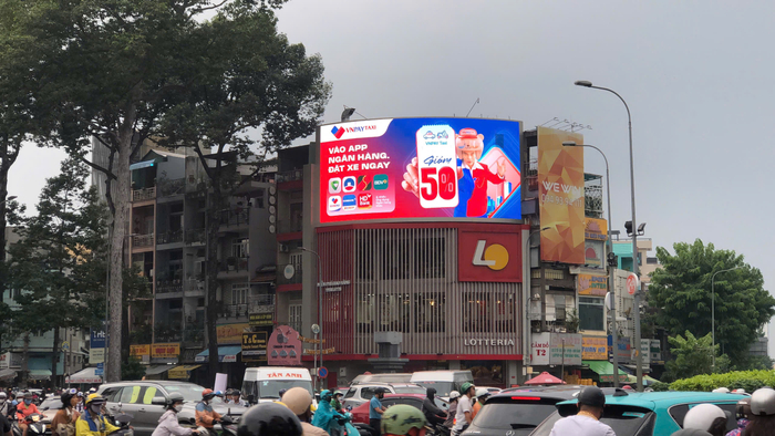 “Nhân danh” Tổng tài VNPAY Taxi, Lê Dương Bảo Lâm công khai tặng hot deal giảm tới 50% 