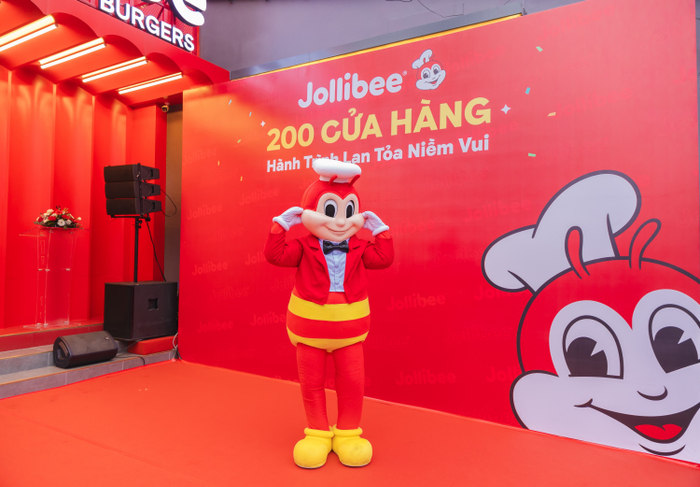 Cửa hàng thứ 200 tại số 704, Hậu Giang, Phường 12, Quận 6