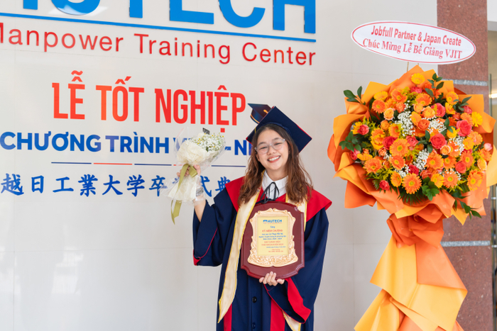 Gần 400 tân kỹ sư, cử nhân HUTECH tốt nghiệp, sẵn sàng làm việc tại doanh nghiệp Nhật
