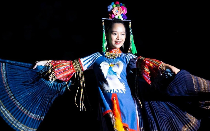 Năm 2023 của mẫu teen Trần Phạm Minh Anh: 'Oanh tạc' các sàn diễn quốc tế Ảnh 2