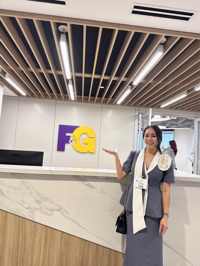 Tara tại trụ sở công ty Bảo Hiểm F&G