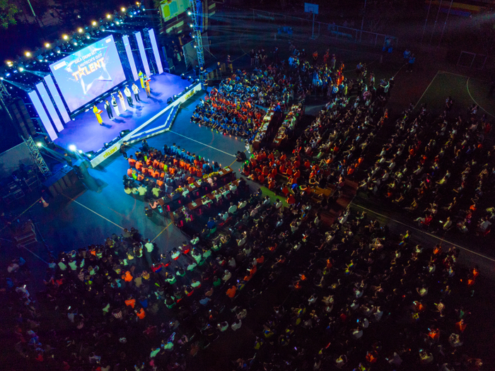 Sân khấu hoành tráng, thu hút đông đảo khán giả của đêm Gala Chung kết và trao giải HUTECH's Got Talent 2024