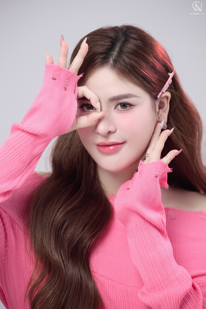 Maily xuất hiện với bộ ảnh mới theo phong cách Y2K siêu hot