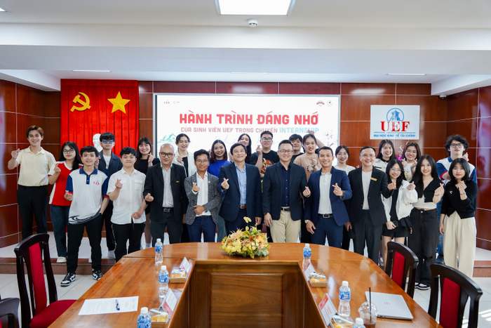 Đoàn sinh viên hoàn thành kỳ thực tập doanh nghiệp tại Nhật và trở về