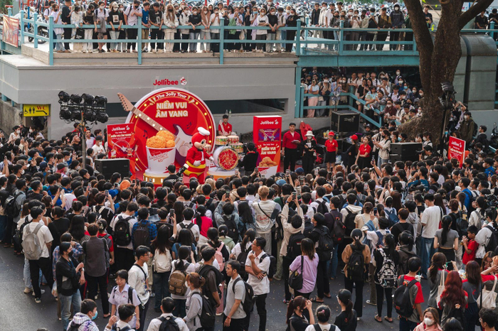 Tận hưởng “bữa tiệc” âm nhạc tuyệt vời và mang về những phần quà từ The Jolly Tour - Niềm Vui Âm Vang