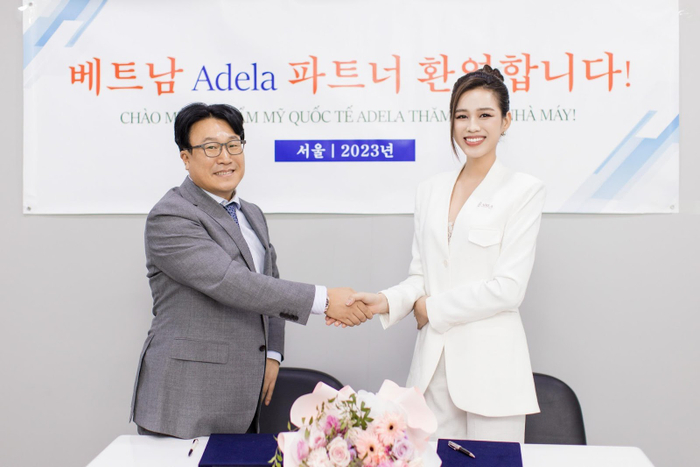 Hoa hậu Đỗ Thị Hà thăm quan đối tác ở Hàn Quốc