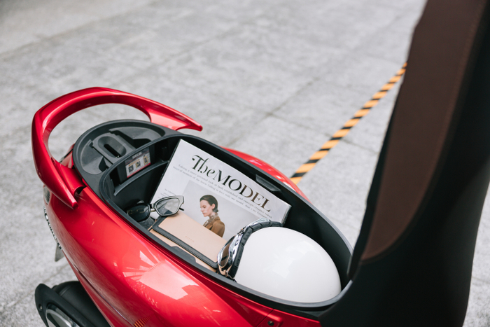 Chiếc cốp rộng 27 lít- đồng hành gắn bó cùng “hot girl tạp hoá'