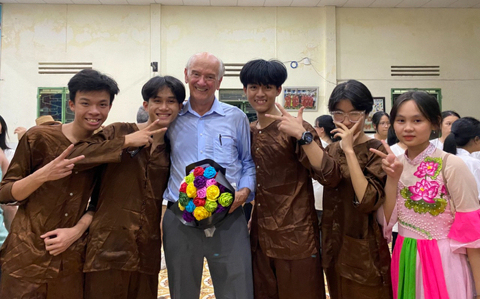 Nam sinh giành học bổng toàn phần Trí tuệ nhân tạo, ưu tiên trải nghiệm cá nhân ngang học tập Ảnh 2