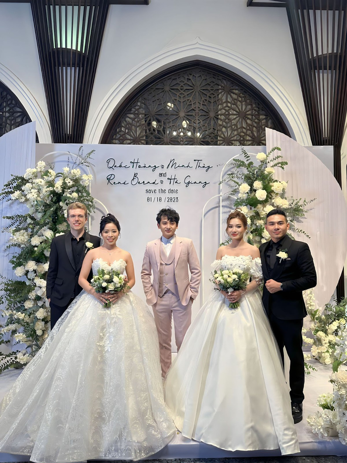 Nguyễn Minh Phúc thu hút sự chú ý khi dẫn dắt chương trình đám cưới một cách chuyên nghiệp và duyên dáng.