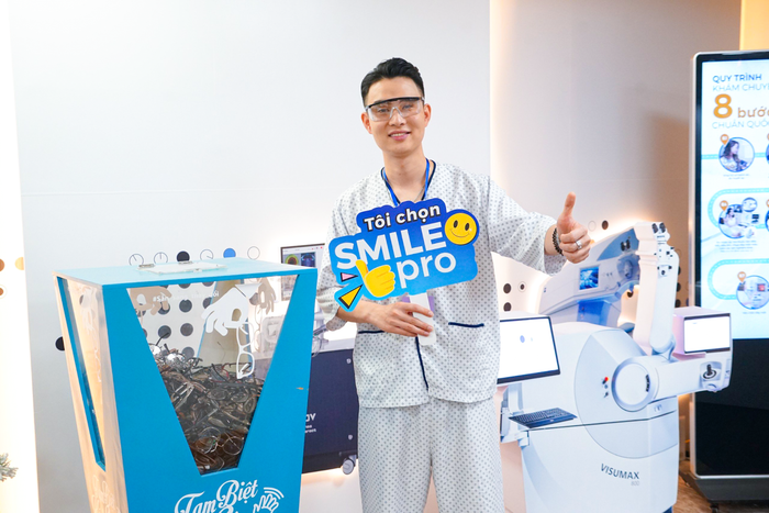 Thịnh Sếu quyết định lựa chọn mổ cận bằng phương pháp SMILE pro DND tại Bệnh viện Mắt Quốc tế DND.