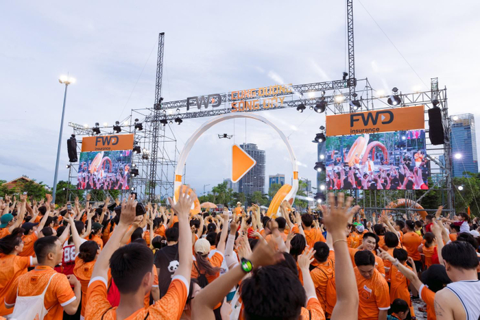 Sự kiện với hơn 11.000 người tham gia cùng nhau thể hiện tinh thần sống đầy từng khoảnh khắc.