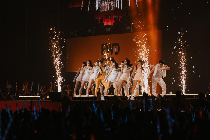 Chị đại Thu Minh minh chứng sức hút của mình mỗi lần xuất hiện.