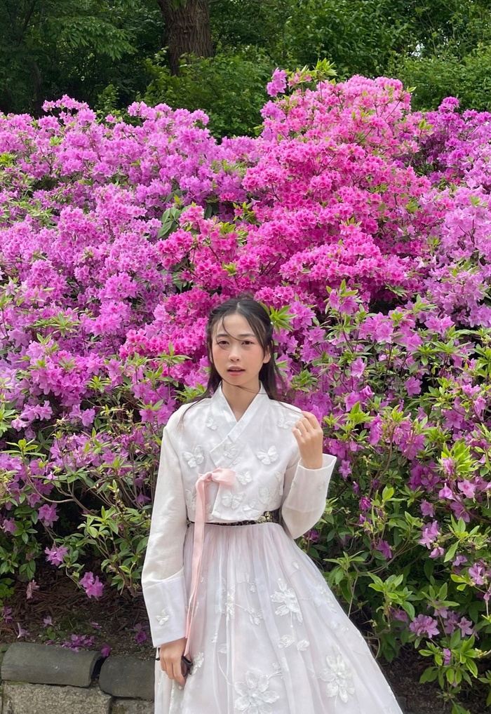 Châu Anh là sinh viên khoá 18, ngành Ngôn ngữ Hàn Quốc, Trường ĐH FPT Hà Nội