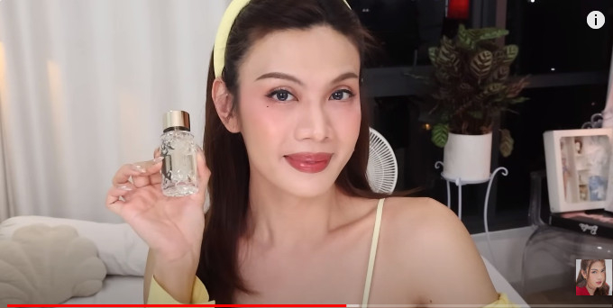 Hương thơm của Cindy Bloom nhẹ nhàng nhưng dai dẳng