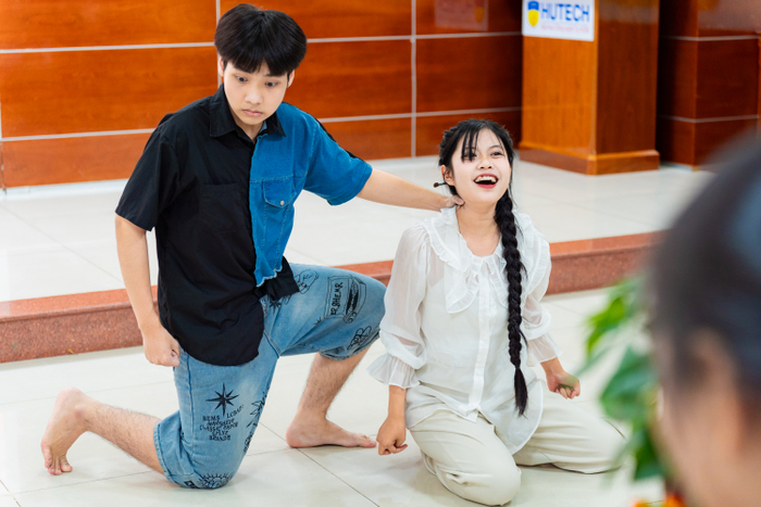 HUTECH's Host hay HUTECH Acting Stars là nơi để các bạn trẻ thử sức kỹ năng dẫn chương trình hay diễn xuất