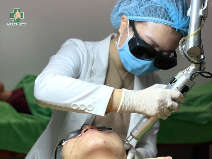 Doctor Acnes phòng khám da liễu chuyên điều trị mụn - sẹo mụn uy tín ở Hồ Chí Minh Ảnh 2