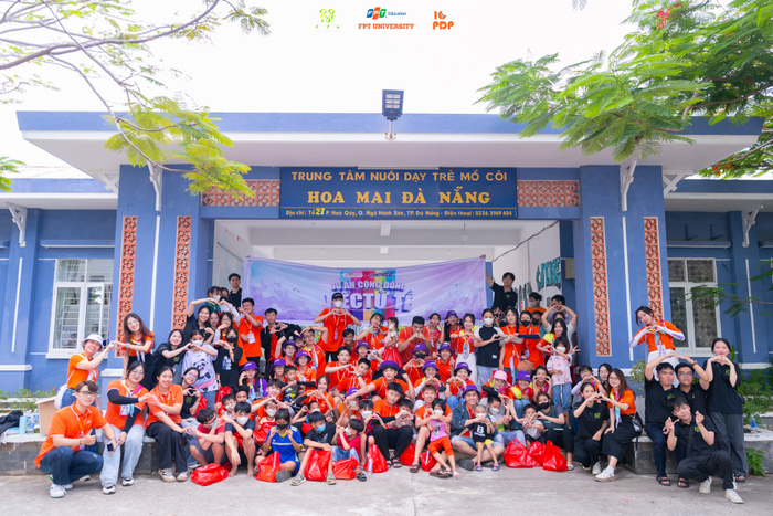Các bạn có thêm nhiều kết nối mới, trải nghiệm mới để hoàn thiện bản thân, trở thành những lãnh đạo trẻ sống tử tế và lan tỏa những điều tích cực đến cộng đồng. (Nguồn: FPT University Da Nang)