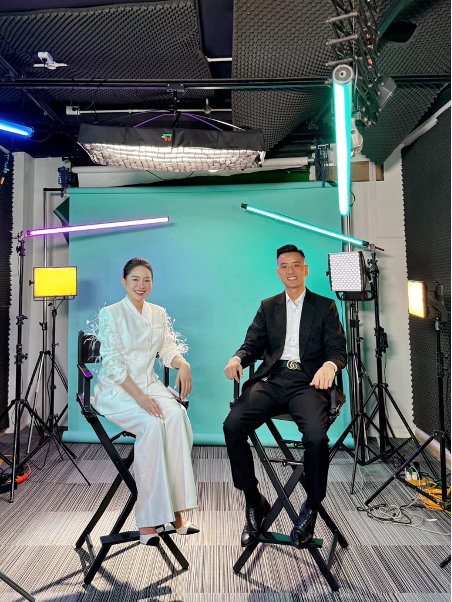 Trong tập 1, gia đình Quyền Leo Daily đã chấp nhận thử thách vượt kỷ lục của bản thân.