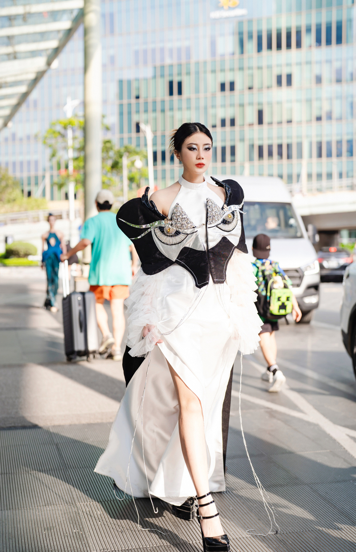 Nàng mẫu Gen Z được lòng giới mộ điệu nhờ thần thái chuẩn quốc tế Ảnh 2