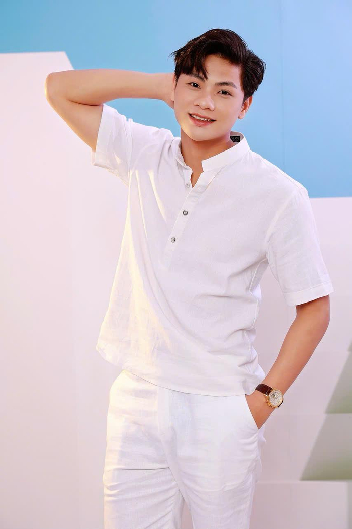 Ngọc Mạnh luôn biết ơn sự ủng hộ và động viên của khán giả.