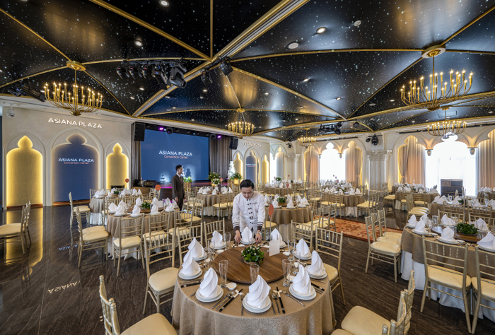 Trải nghiệm cưới toàn diện được vận hành bởi một đội ngũ nhiệt thành đáp ứng đúng kỳ vọng của mỗi cặp đôi. 