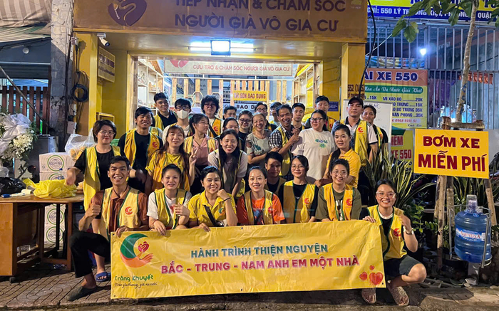 Quỹ Trăng Khuyết tháp tùng Đoàn công tác Bộ Công An thăm hỏi và trao quà tại Bắc Kạn Ảnh 2