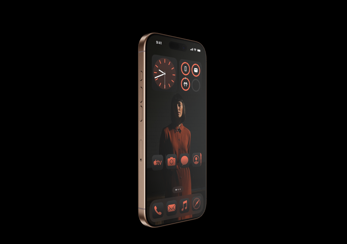 IPhone 16 Pro Max với cải tiến viền màn hình siêu mỏng giúp tăng diện tích sử dụng màn hình rộng hơn.