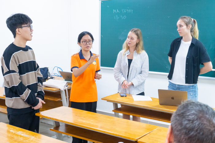 Đa dạng hoạt động giao lưu quốc tế giúp sinh viên phát triển đầy đủ kỹ năng cần thiết của một công dân toàn cầu