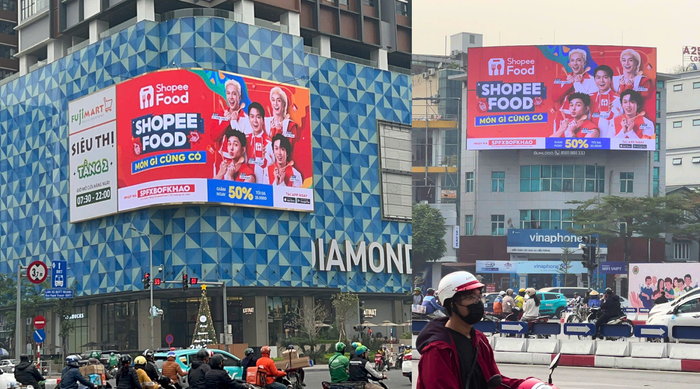 ShopeeFood cùng dàn đại sứ thương hiệu B.O.F “bắc tiến” cực hoành tráng với sắc cam rực rỡ tại quận Đống Đa và Hai Bà Trưng. 
