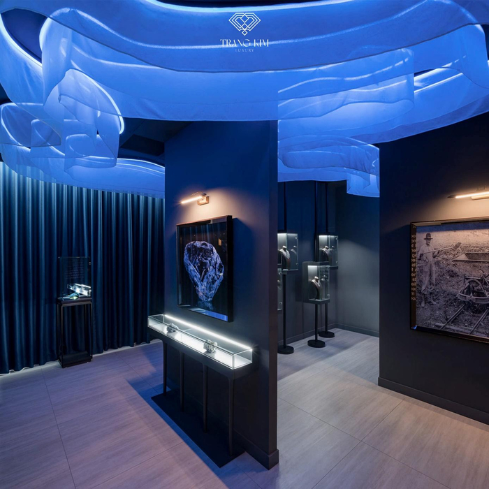 Không gian showroom đẳng cấp của Trang Kim Luxury